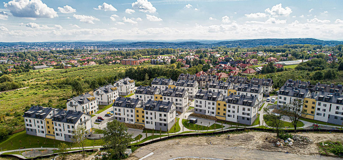 Kierownik budowy budynku mieszkalnego, wielorodzinnego, bloku. Kierownik budowy osiedli, budowy firmowych obiektów budowlanych, dużych hal produkcyjnych, magazynowych.